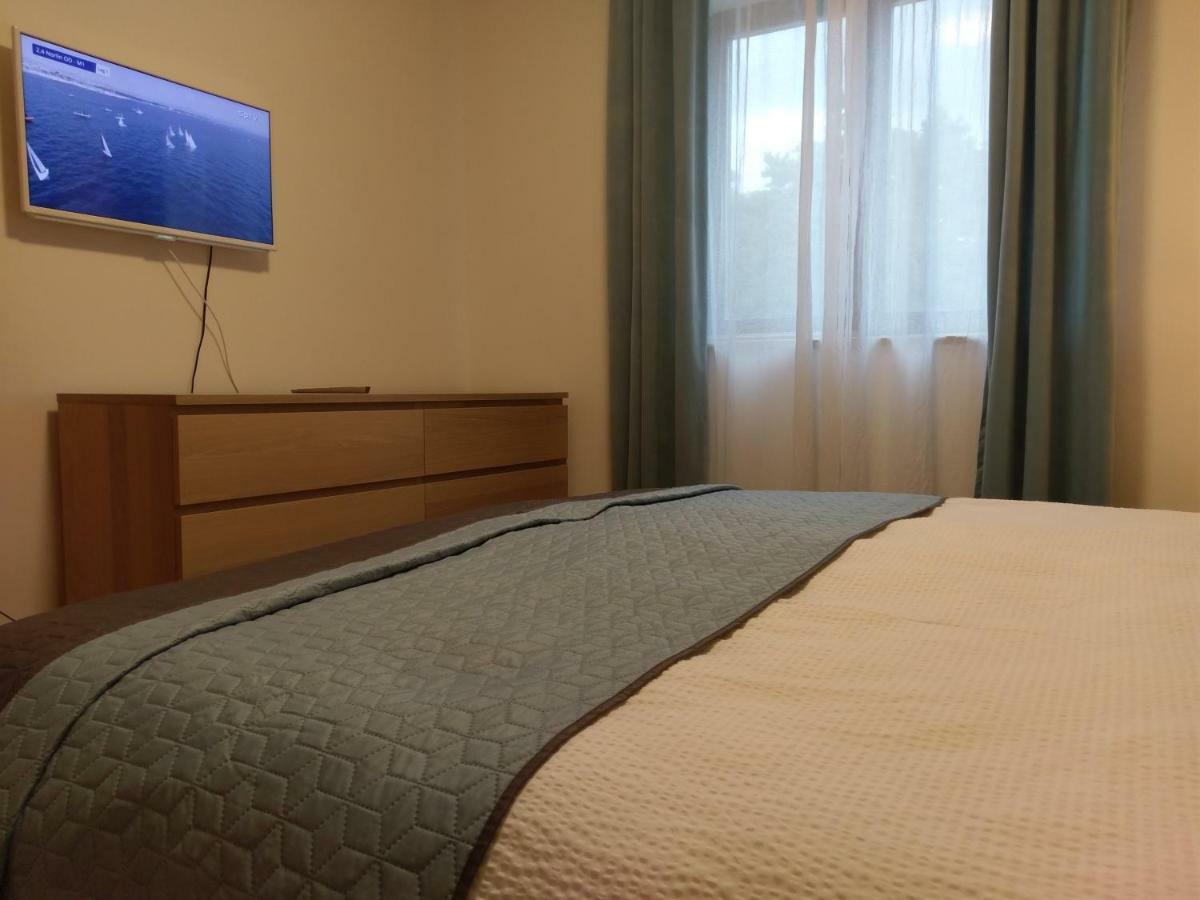 Star Apartment *